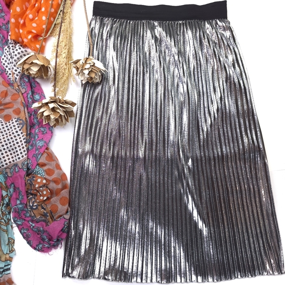 Promesa Metallic Silver Pleated Skirt sz M - Picture 1 of 8